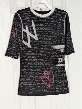 Women's (Size 10) Black "Amour" Graffiti Short-Sleeve Tee/Top w/Pink Sequins